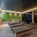 阿蒂斯阁楼酒店 3* 拉德兹乔伊斯
