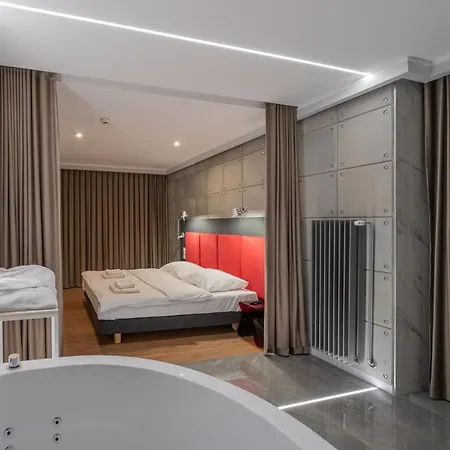 Artis Loft 3* Radziejowice