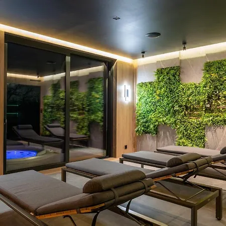 Artis Loft 4* Radziejowice