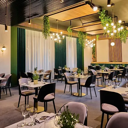 Hotel Artis Loft Radziejowice