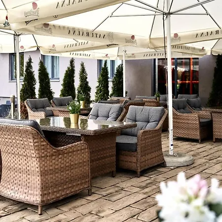 Hotell Artis Loft Radziejowice