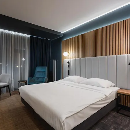 Artis Loft Hotell 3*