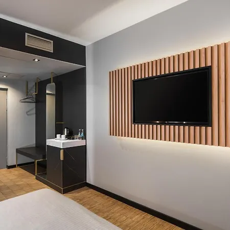 Hotell Artis Loft Radziejowice