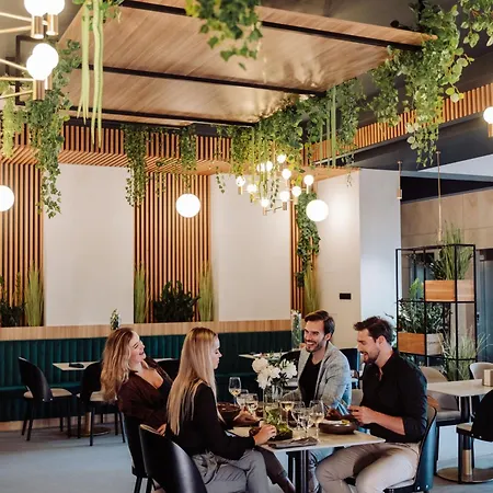 Artis Loft 4* Radziejowice