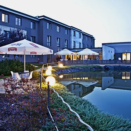 Hotell Artis Loft 3*