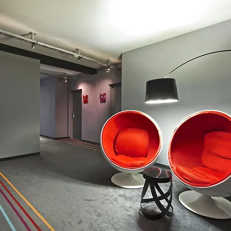 Hotell Artis Loft 3*