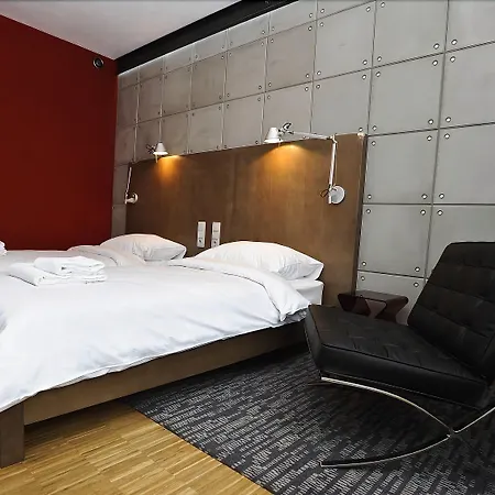 Artis Loft Hotell 3*