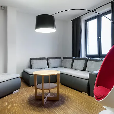 Hotel Artis Loft 4*
