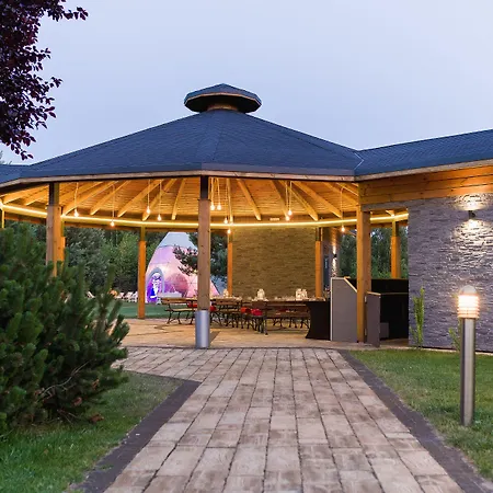 Artis Loft 4* Radziejowice