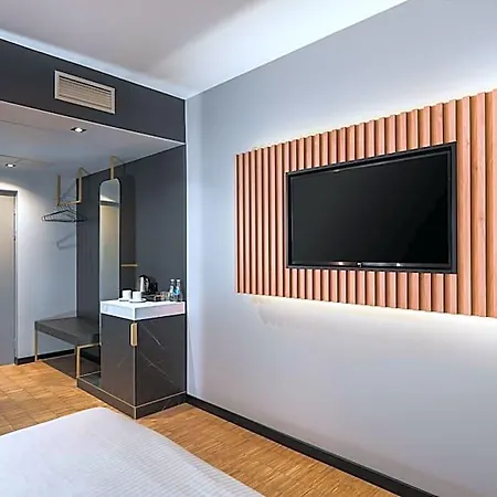 Artis Loft Hotel