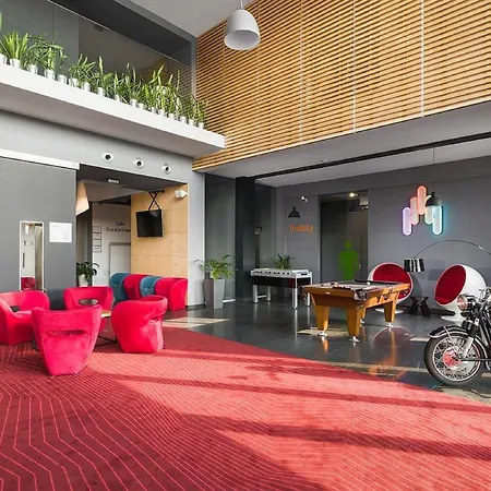 Artis Loft 4*