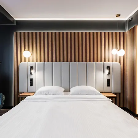 Artis Loft 4* Radziejowice