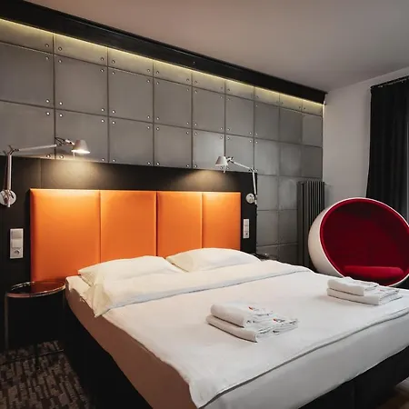 Hotel Artis Loft 3*