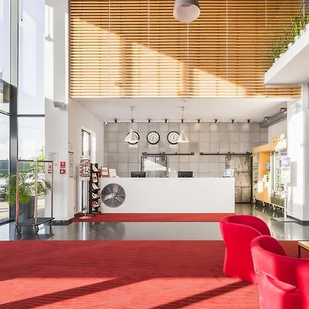 Artis Loft 3* Radziejowice